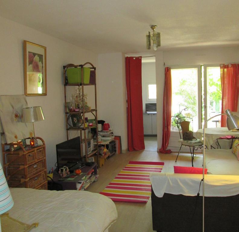 Joli Studio Avec Jardinet Avignon Exterior foto