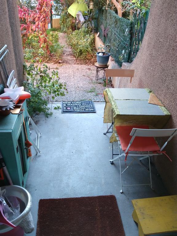 Joli Studio Avec Jardinet Avignon Exterior foto